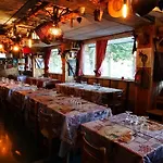Montlo Relais Des Cerfs Mas-dʼOrcières