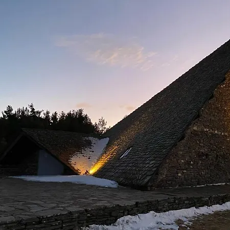 Montlo Relais Des Cerfs Hotel