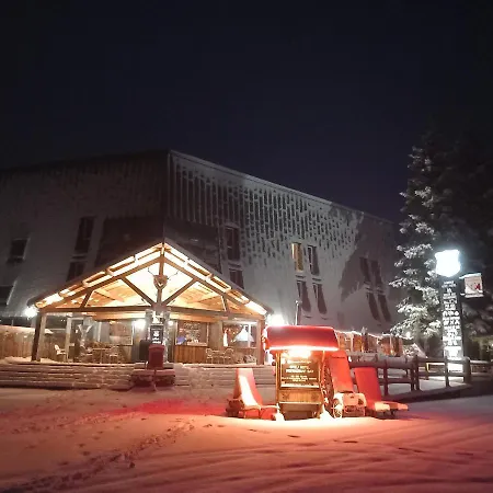Montlo Relais Des Cerfs Hotell *
