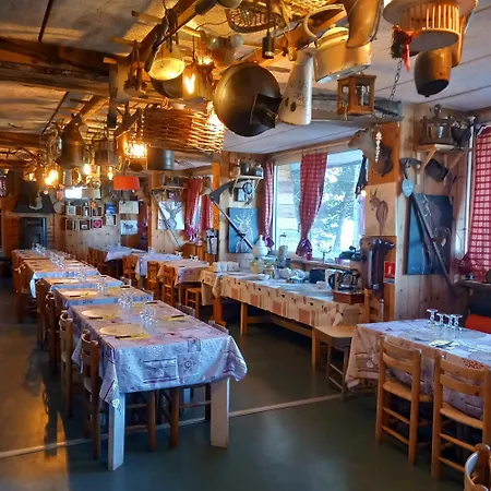 Hotell Montlo Relais Des Cerfs