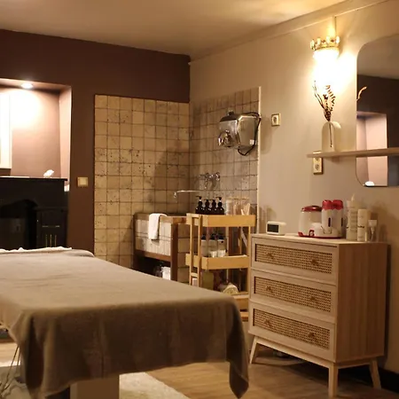 Hotel Montlo Relais Des Cerfs *