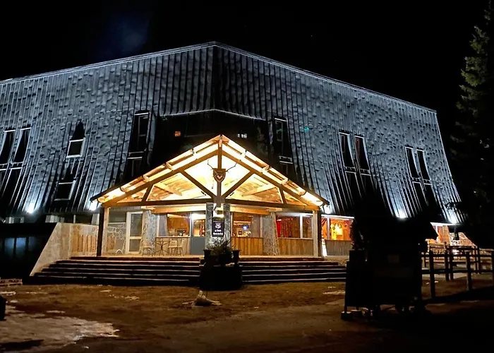 Montlo Relais Des Cerfs فندق *