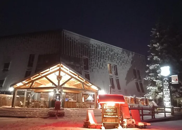 Montlo Relais Des Cerfs فندق *
