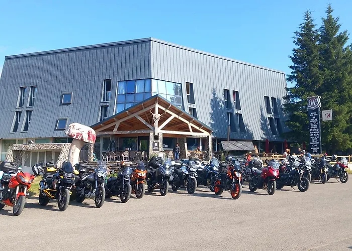 فندق Montlo Relais Des Cerfs